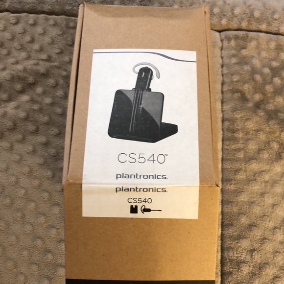 2 Plantronics CS540 Super long distance headsets with all accessories shown.NWT - Picture 3 of 12